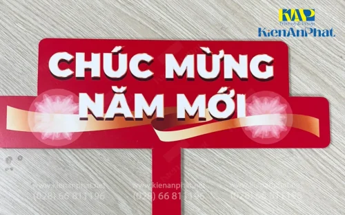 In hashtag cầm tay chúc mừng năm mới tại tphcm