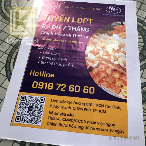 in băng rôn tuyển dụng